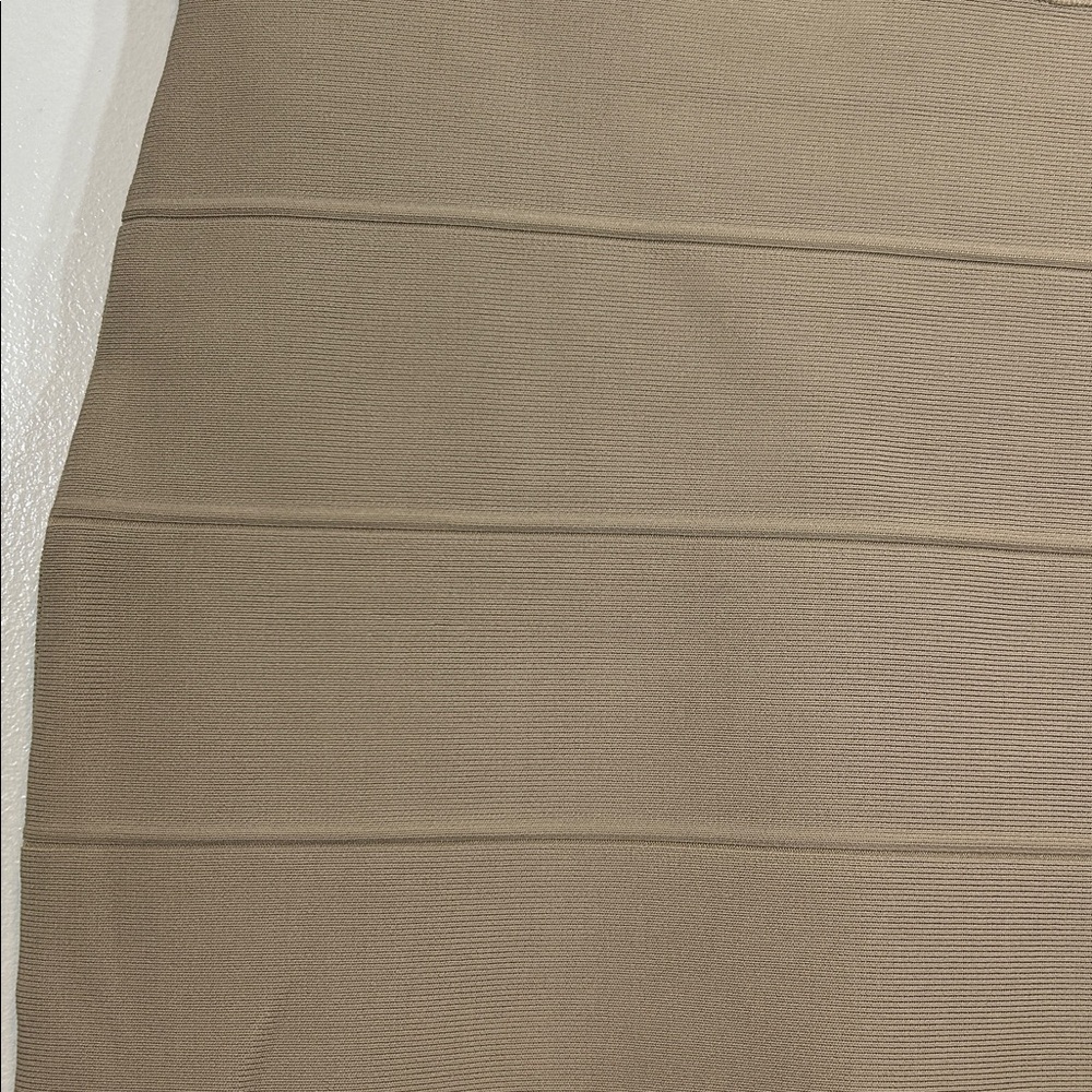 BCBGMaxazria Women M Mini Skirt‎ Bodycon Bandage Khaki 6276 - Picture 3 of 5